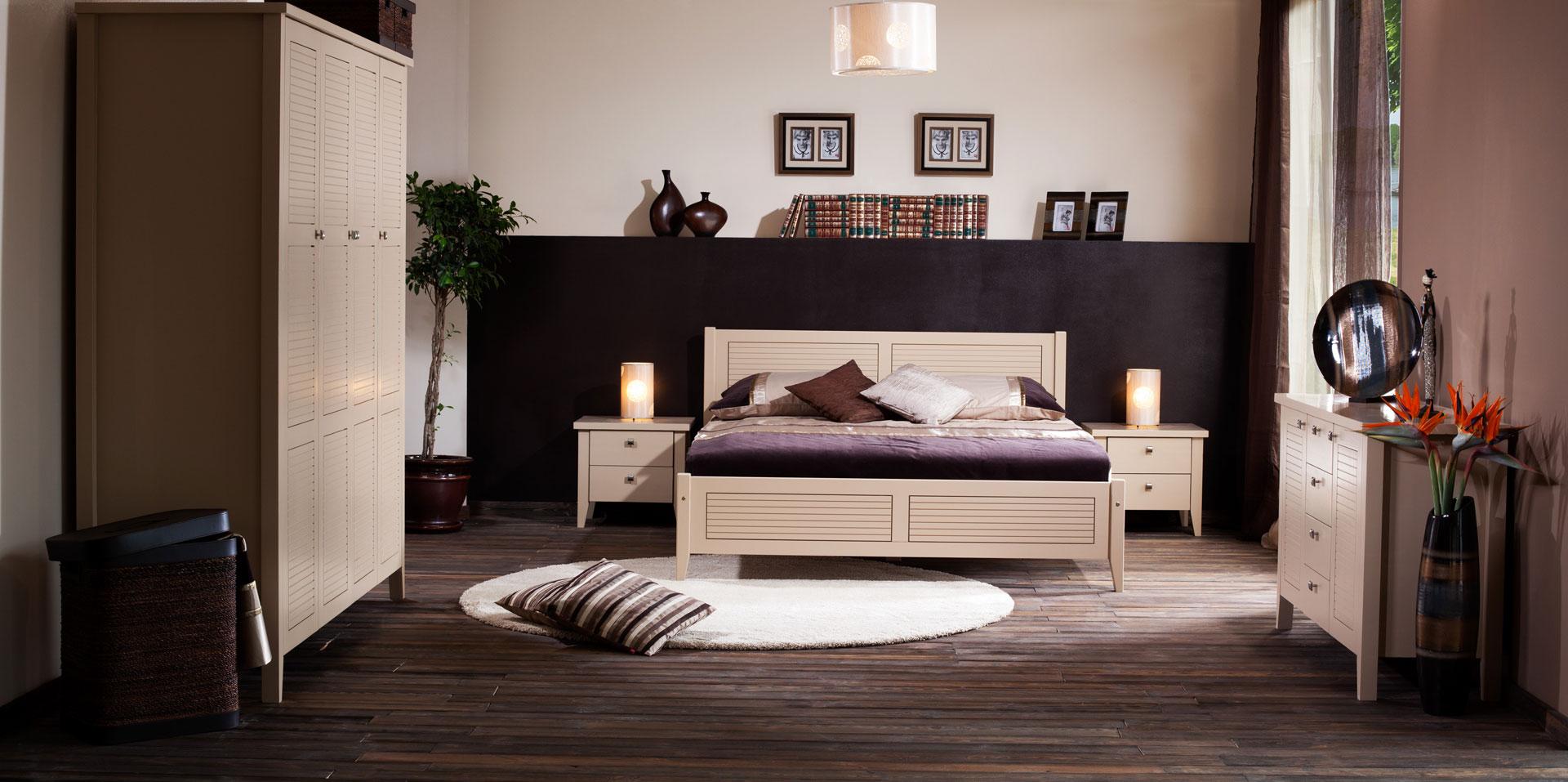 Dřevěný nábytek Torino